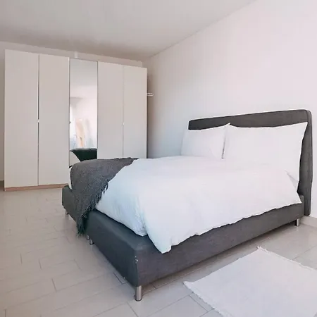 New Plaza Apartment3