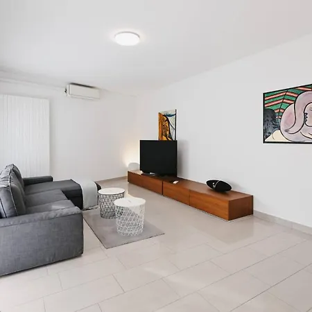 New Plaza Apartment3 Apartment Lugano