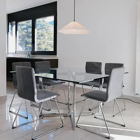 New Plaza Apartment3 *